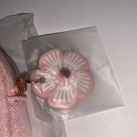 Coach floral + pouch - Picture 3 of 7